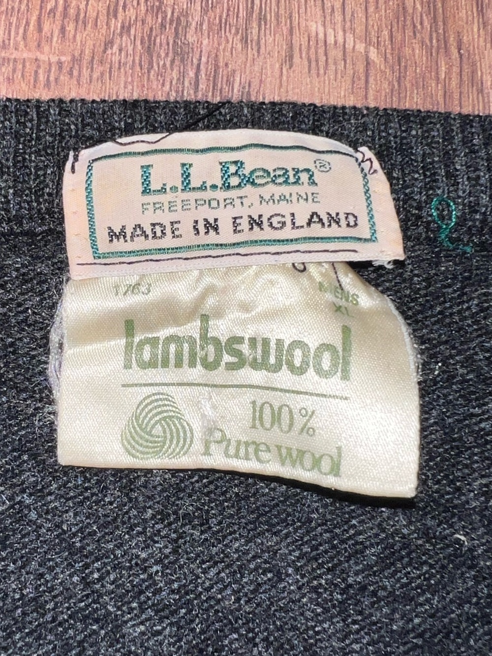 L.L. Bean Men's Dark Charcoal Crewneck Lambswool Sweater